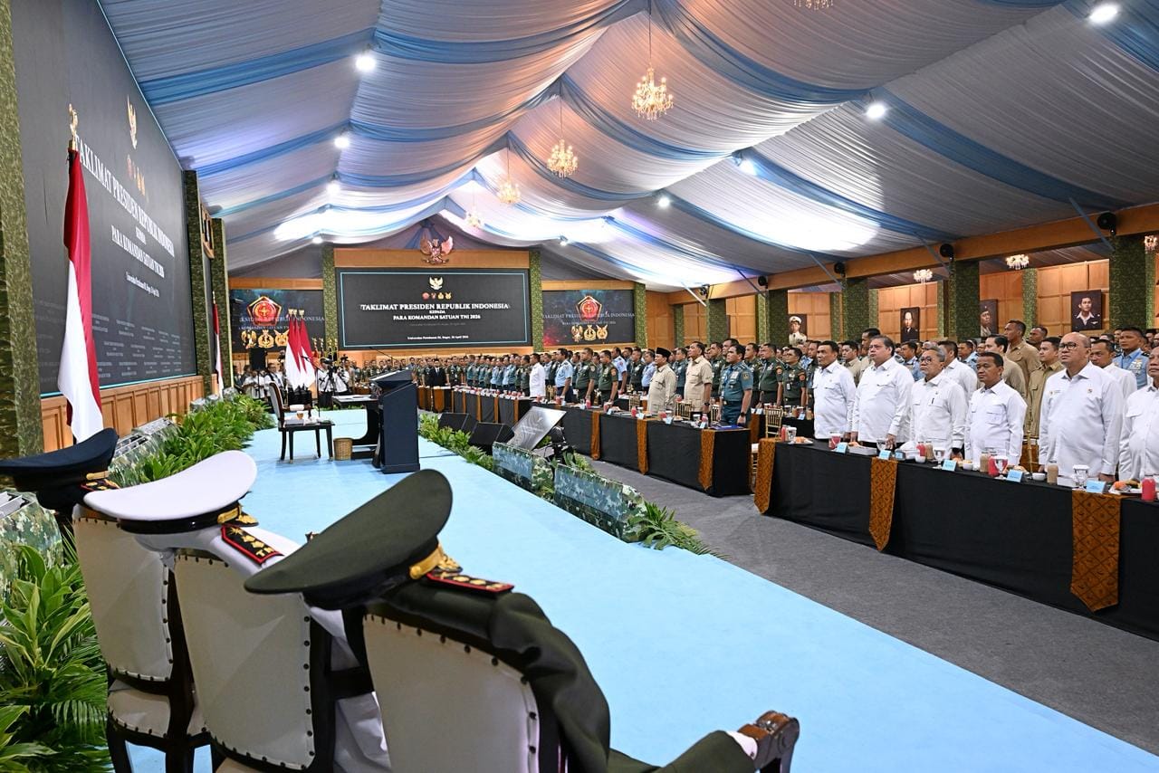 WhatsApp Image 2026-05-01 at 11.10.35 Panglima TNI Dampingi Presiden Berikan Taklimat kepada 1.500 Komandan Satuan TNI di Unhan Bogor