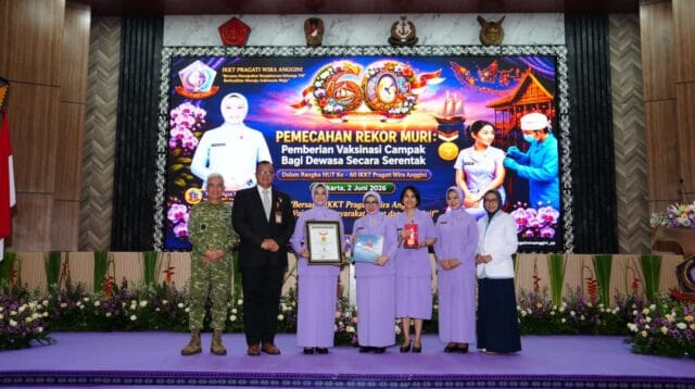 IKKT Pragati Wira Anggini Pecahkan Rekor MURI Vaksinasi Campak Dewasa Terbanyak