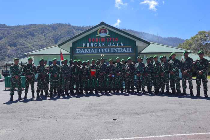 WhatsApp Image 2026-06-08 at 18.23.43 Kodim 1714/Puncak Jaya Gelar Korps Rapot Pindah Satuan dan Penerimaan Personel Baru