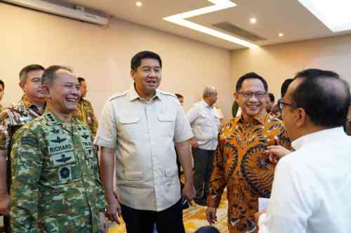 WhatsApp Image 2026-06-19 at 20.23.11 Wakil Ketua I Satgas PRR Letjen TNI Richard Tampubolon dampingi Ketua Satgas : Satgas PRR Minta K/L dan Pemda Tancap Gas Pemulihan Permanen