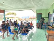 Lewat Nobar Piala Dunia 2026, Kodim 1714/Puncak Jaya Perkuat Silaturahmi dengan Warga
