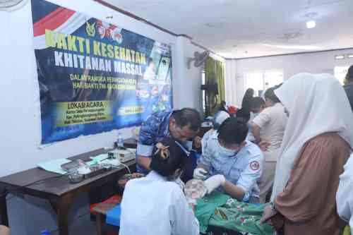 Lanud Sultan Hasanuddin Gelar Khitanan Massal Peringati Hari Bakti ke-79 TNI AU di Takalar