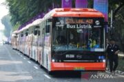 Mendorong Elektrifikasi Transportasi Publik di Jakarta Mendorong Elektrifikasi Transportasi Publik di Jakarta