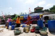 Pemberian Dukungan Air Bersih di Jawa Tengah