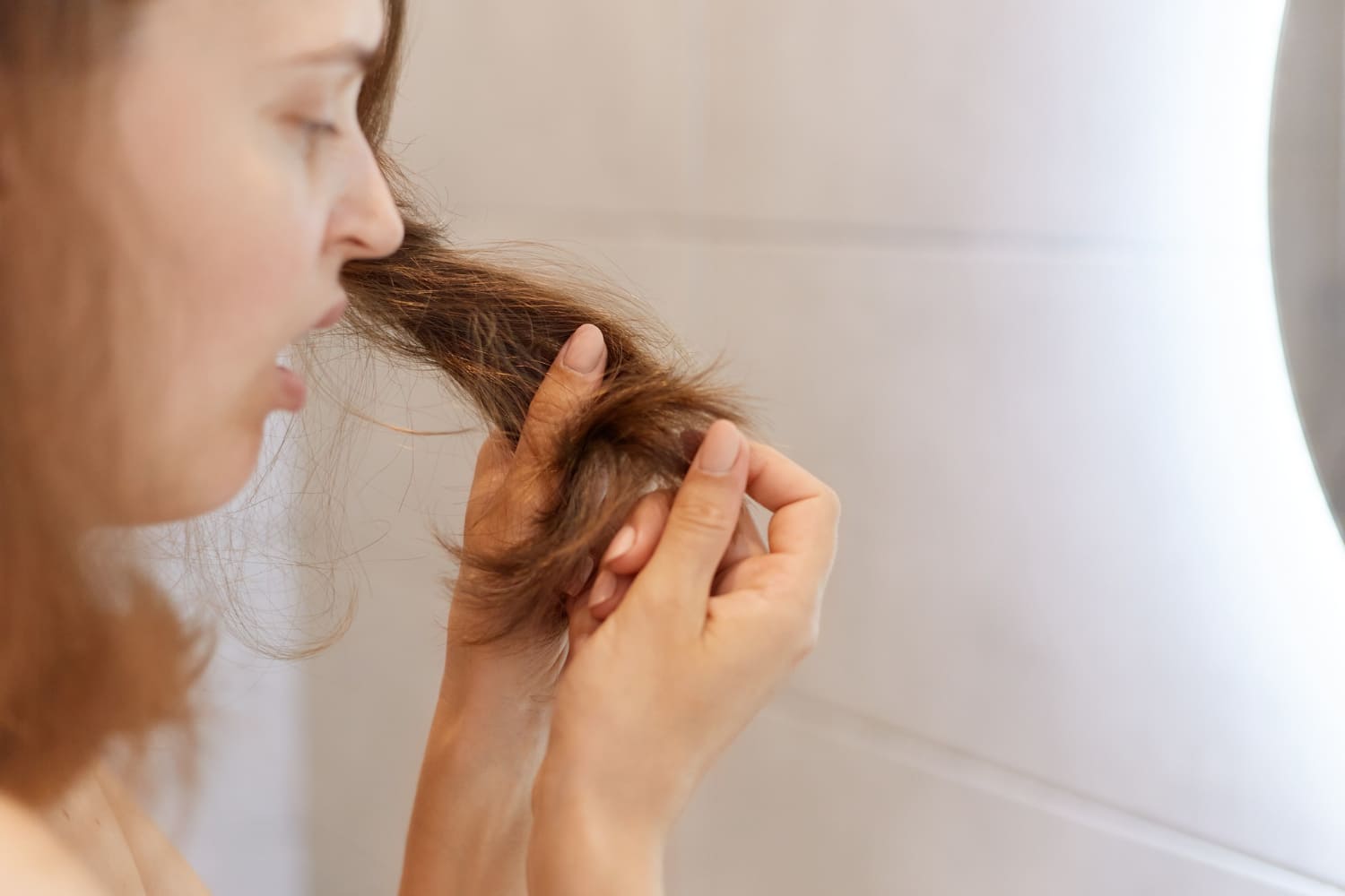 Menghindari Kesalahan dalam Perawatan Rambut untuk Mencegah Kerusakan Menghindari Kesalahan dalam Perawatan Rambut untuk Mencegah Kerusakan