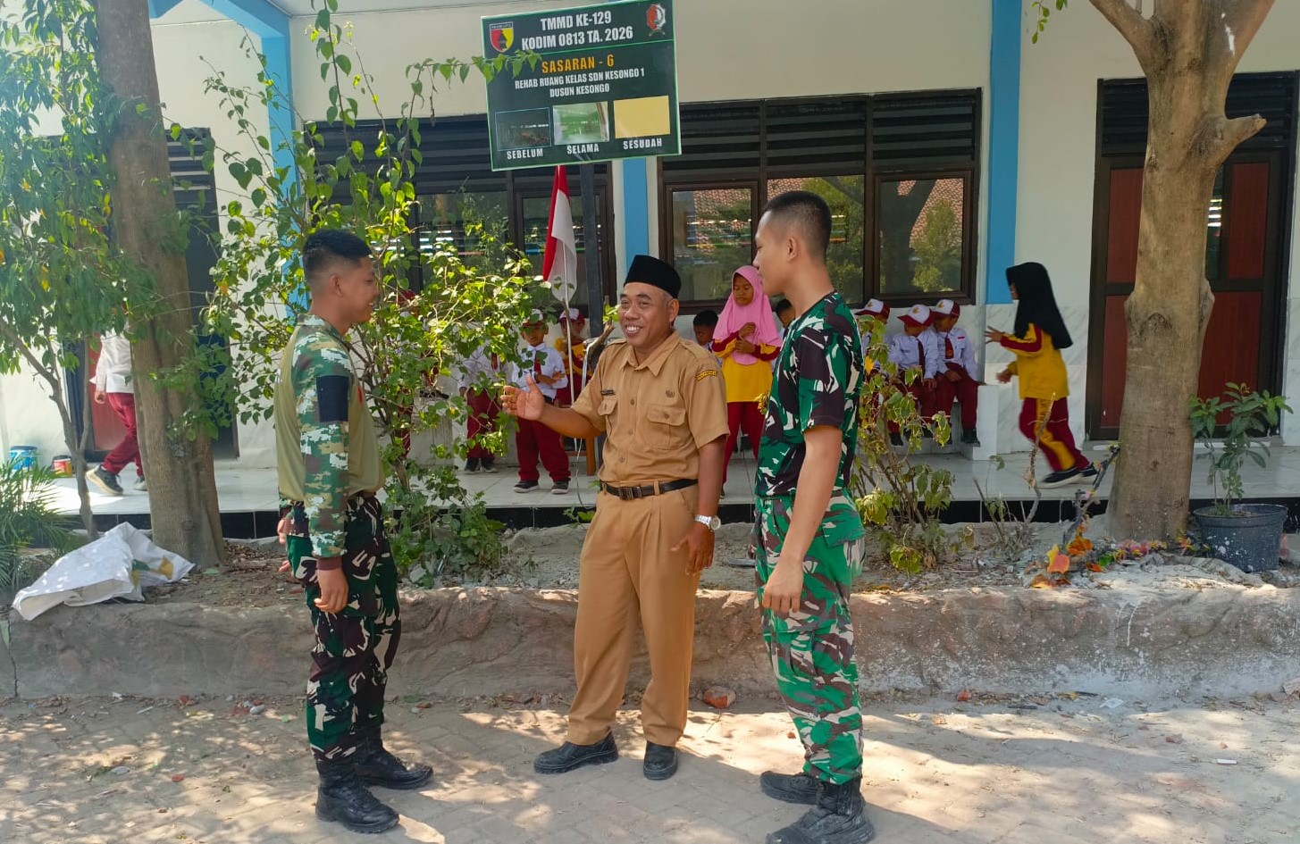 IMG-20260811-WA0082 Wajah Baru SDN Kesongo 1: Satgas TMMD 129 Bojonegoro Rampungkan Rehab 4 Ruang Kelas