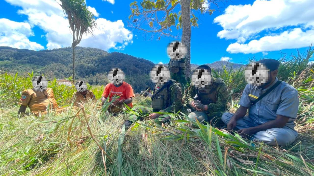 WhatsApp Image 2026-08-16 at 18.22.44 Menembus Batas Alam Ugimba: Koops TNI Habema Hadirkan Kembali Negara di Bawah Kaki Gunung Cartenz Setelah 15 Tahun Terisolasi