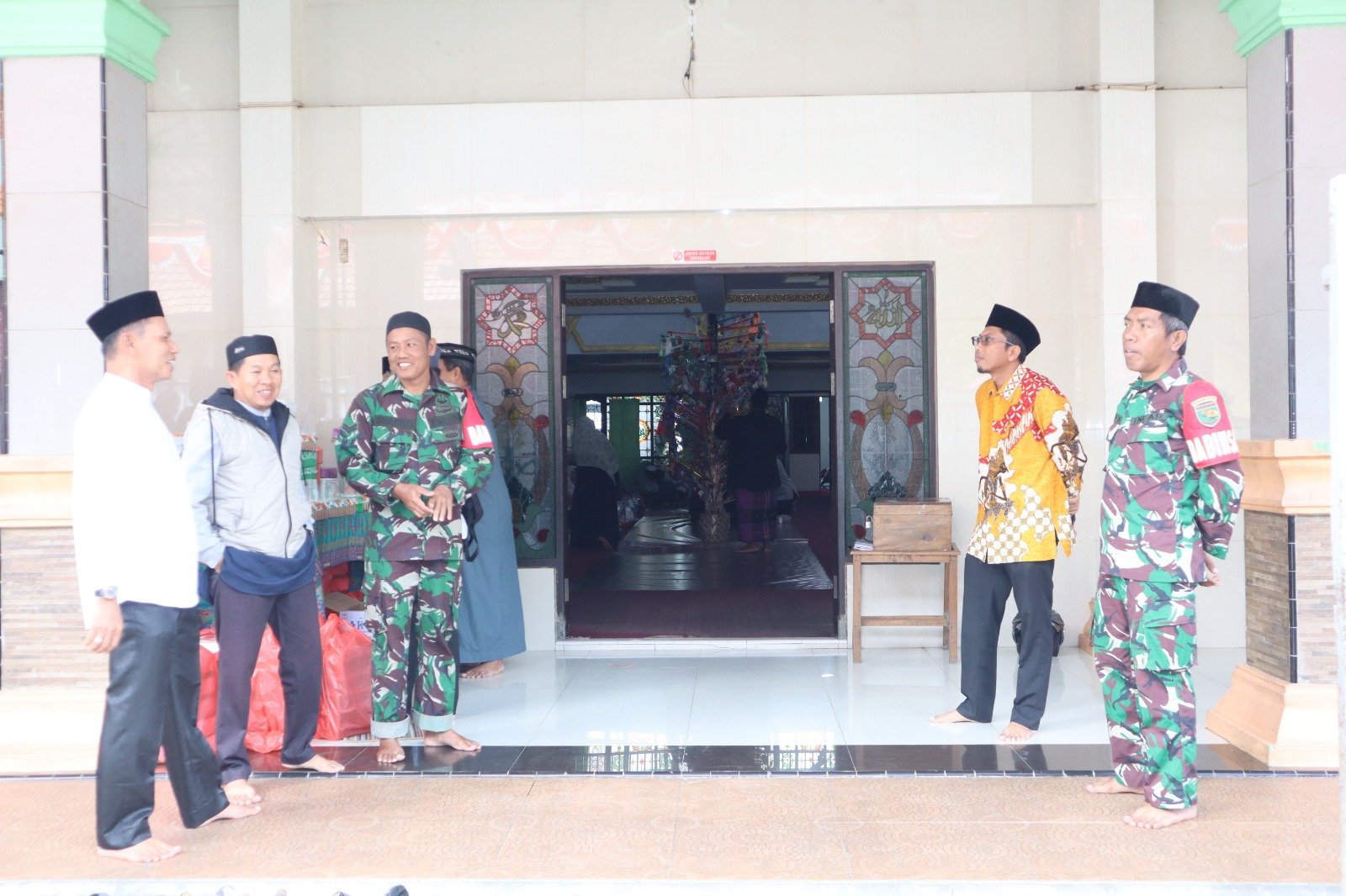 Kodim 1714/Puncak Jaya Bersama Polri dan Masyarakat Gelar Peringatan Maulid Nabi Muhammad SAW 1448 H di Kab. Puncak Jaya