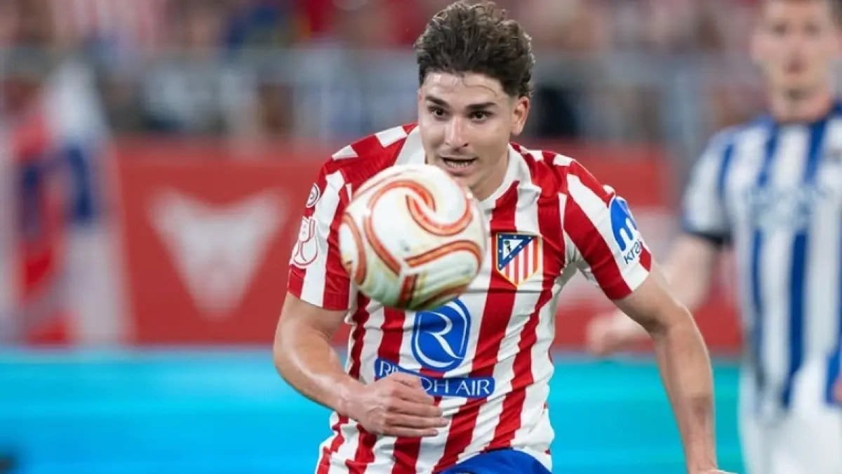 Respons Barcelona Terhadap Kritik Gil Marín Mengenai Transfer Julián Álvarez