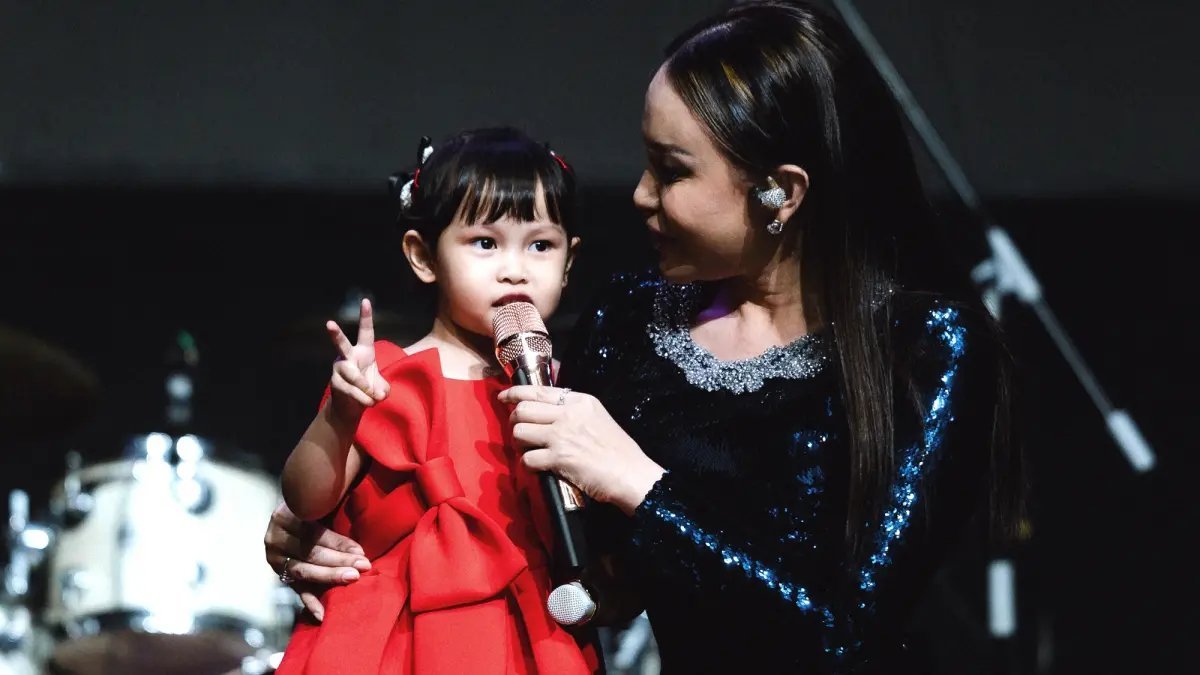 Rossa Sampaikan Pandangannya Tentang Menikah Setelah 17 Tahun Menjanda