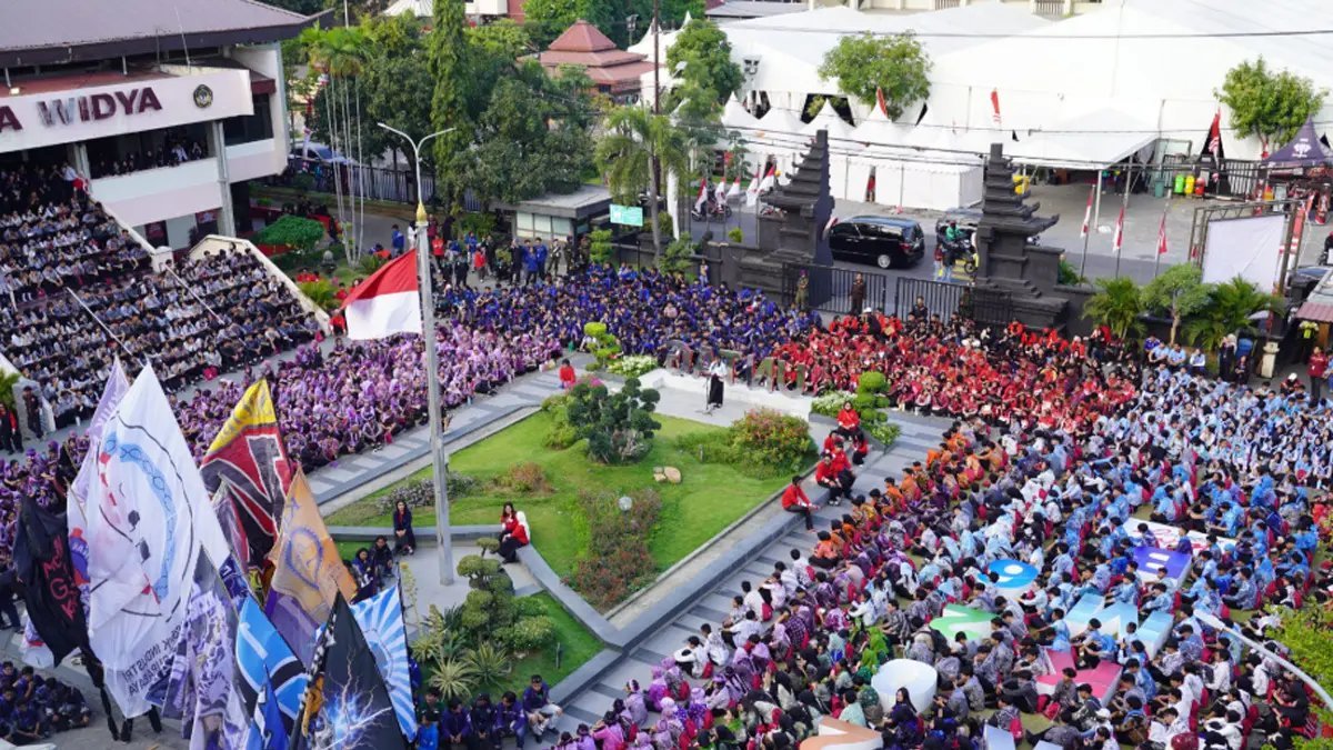 Inovasi Ramah Lingkungan di PKKMB Untag Surabaya