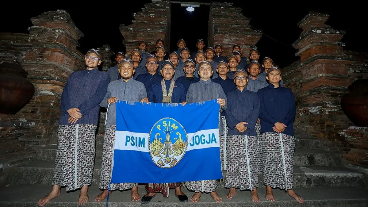 Tradisi Ziarah PSIM Jelang Super League 2026/2027 Tradisi Ziarah PSIM Jelang Super League 2026/2027