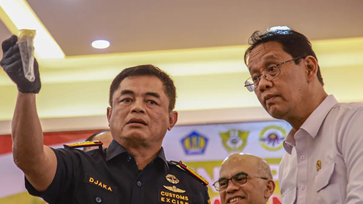 Menteri Keuangan Purbaya Optimis Cukai Baru Menekan Rokok Ilegal Menteri Keuangan Purbaya Optimis Cukai Baru Menekan Rokok Ilegal