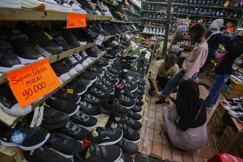 Peluang Baru untuk Industri Alas Kaki Pasca Musim Sekolah Peluang Baru untuk Industri Alas Kaki Pasca Musim Sekolah