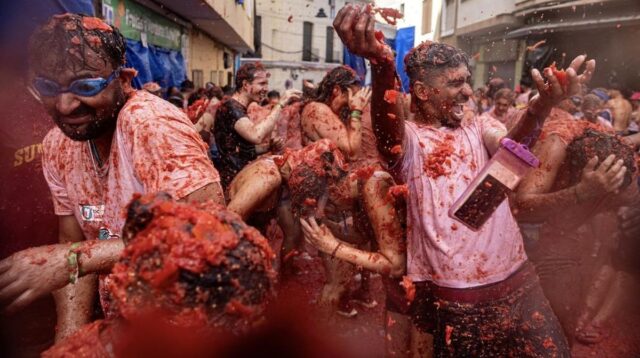 Festival La Tomatina: Kemeriahan Perang Tomat di Spanyol