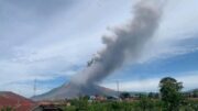 Fakta Terbaru tentang Erupsi Gunung Sinabung di Kabupaten Karo