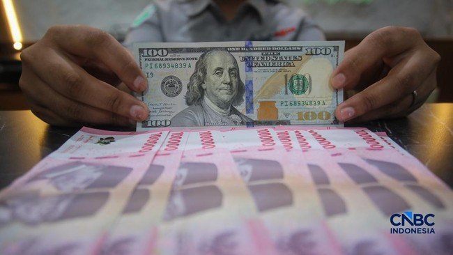 Rupiah Melemah, Dolar AS Naik ke Rp 17.710 Rupiah Melemah, Dolar AS Naik ke Rp 17.710
