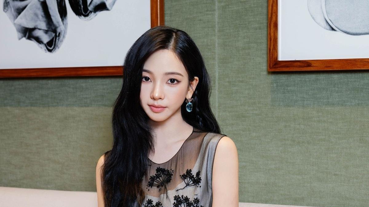 Transformasi Gaya Rambut Karina Aespa: Dari Korean Bangs ke Rambut Terurai