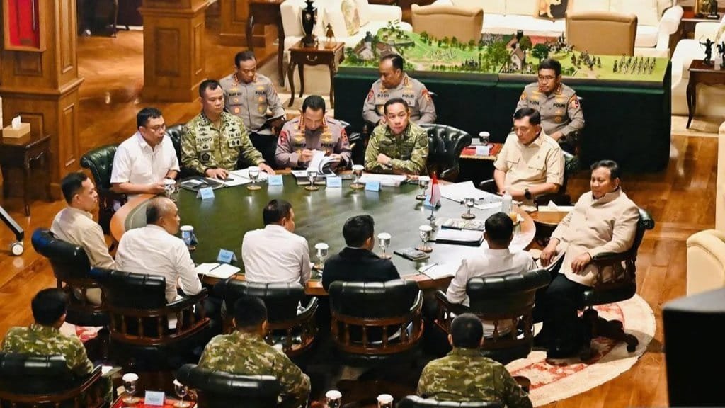 Diskusi Prabowo tentang Isu Karhutla dan Kampung Nelayan