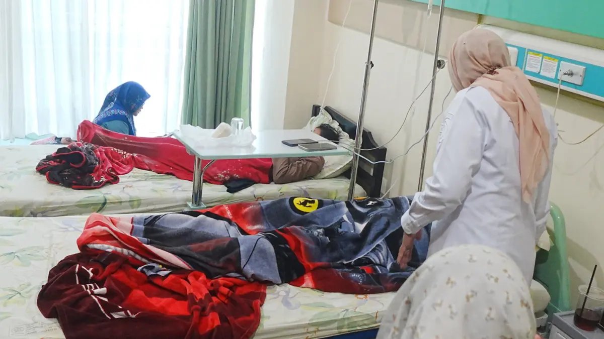 Dugaan Keracunan Massal di Sidoarjo: Waktu Konsumsi Makanan Menjadi Sorotan Dugaan Keracunan Massal di Sidoarjo: Waktu Konsumsi Makanan Menjadi Sorotan