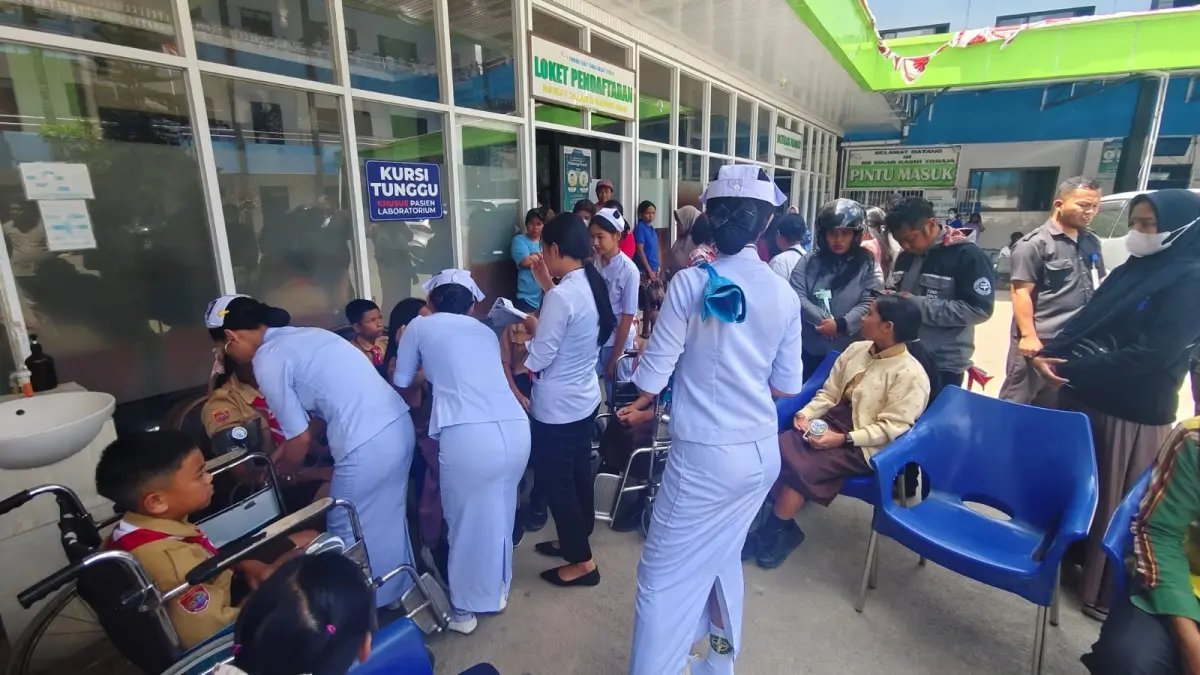 Kejadian Keracunan Massal Mbg di Berbagai Daerah Kejadian Keracunan Massal Mbg di Berbagai Daerah