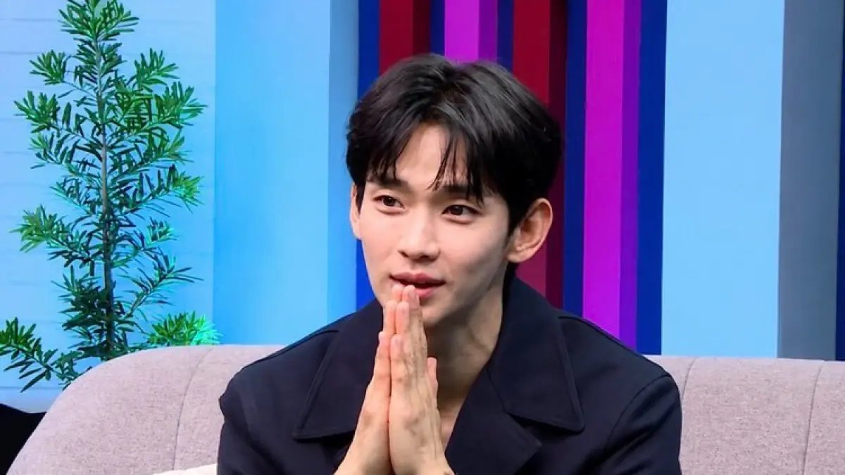 Kembali Beraktivitas, Kim Soo Hyun Ungkap Perasaannya