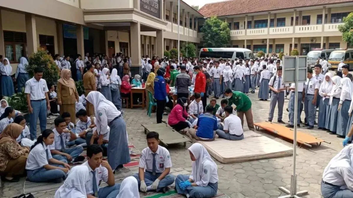 SPPG Soditan Lasem Tanggung Biaya Pengobatan Siswa Diduga Keracunan MBG SPPG Soditan Lasem Tanggung Biaya Pengobatan Siswa Diduga Keracunan MBG
