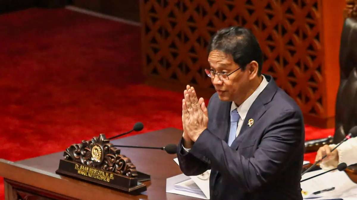 Analisis Pertumbuhan Ekonomi di Era Jokowi dan SBY Analisis Pertumbuhan Ekonomi di Era Jokowi dan SBY