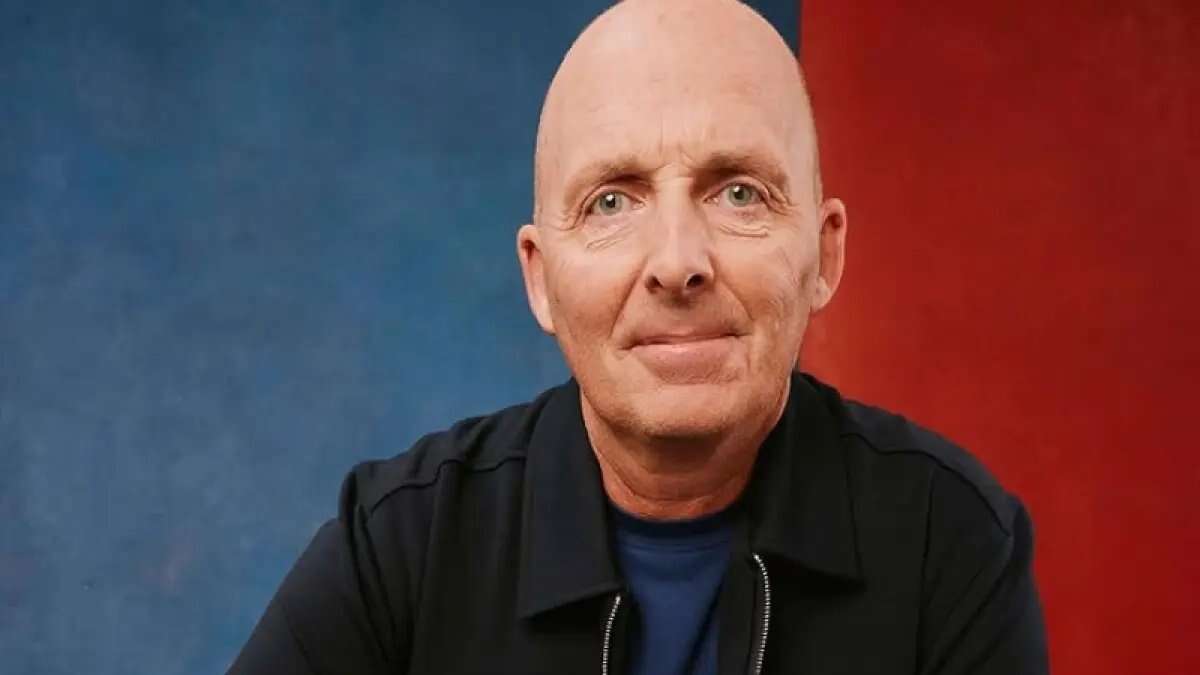 Klarifikasi Mike Dean atas Komentar Kontroversialnya