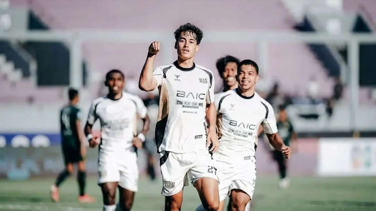 Kemenangan Dramatis Dewa United Berkat Gol Tunggal Rafael Struick Kemenangan Dramatis Dewa United Berkat Gol Tunggal Rafael Struick