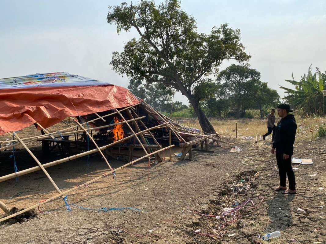 Penggerebekan Arena Judi Sabung Ayam di Gresik: Tindakan Represif Terhadap Perjudian