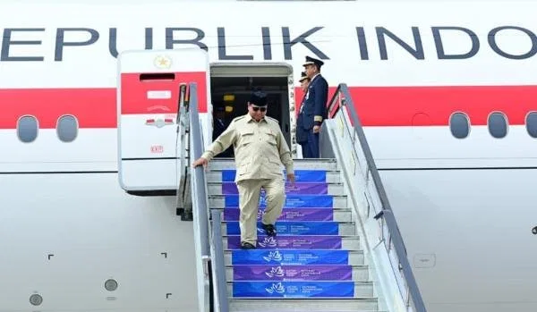 Kedatangan Prabowo ke Vladivostok: Disambut Pejabat Rusia Kedatangan Prabowo ke Vladivostok: Disambut Pejabat Rusia
