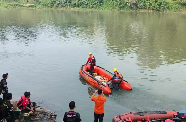 Tragedi Memancing di Sungai Lematang: Remaja Tenggelam Saat Menangkap Ikan Tragedi Memancing di Sungai Lematang: Remaja Tenggelam Saat Menangkap Ikan