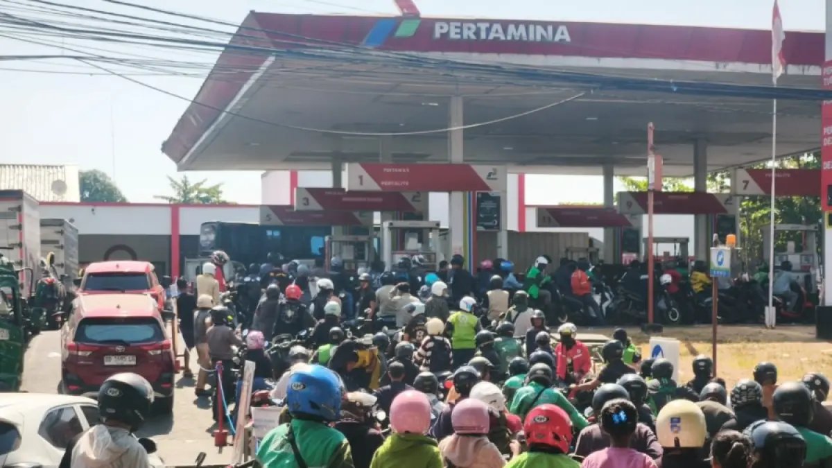 Langkah Pertamina dalam Mengatasi Antrean di Makassar Langkah Pertamina dalam Mengatasi Antrean di Makassar
