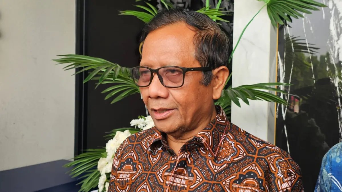 Dugaan Suap HGB Summarecon: Mahfud MD Soroti Keterlibatan Nusron Wahid Dugaan Suap HGB Summarecon: Mahfud MD Soroti Keterlibatan Nusron Wahid