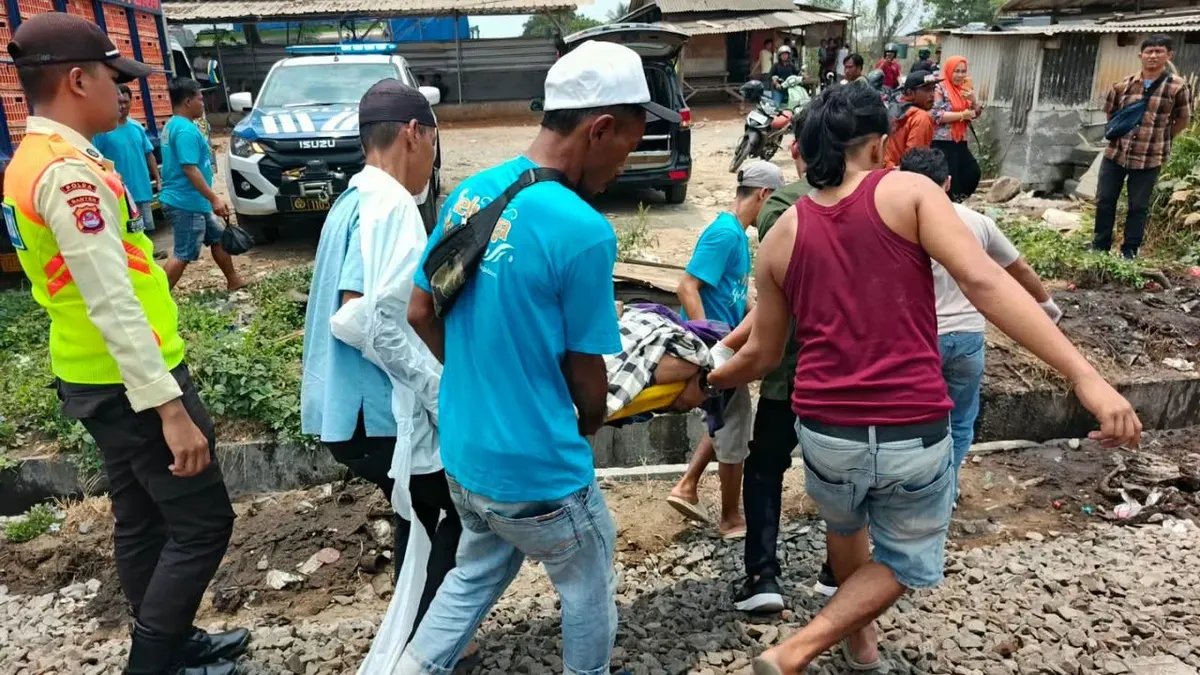 Kecelakaan Maut di Perlintasan Kereta Api Serang