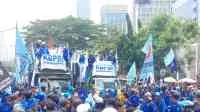 Perbandingan Aksi Buruh dan Mahasiswa: Kondisi Sinyal Jadi Sorotan