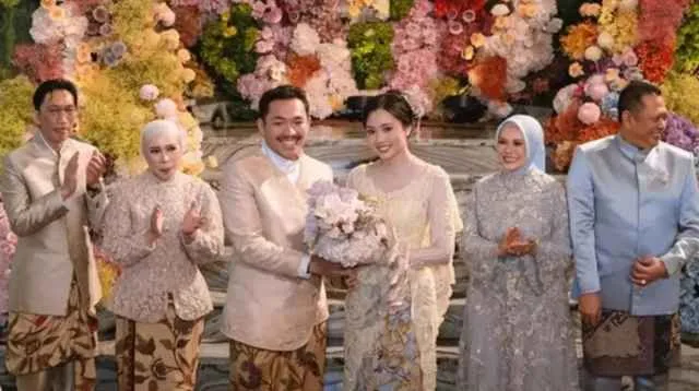 Perubahan Hidup Abe Hoed: Melamar Cinta dan Karir di Dunia Musik