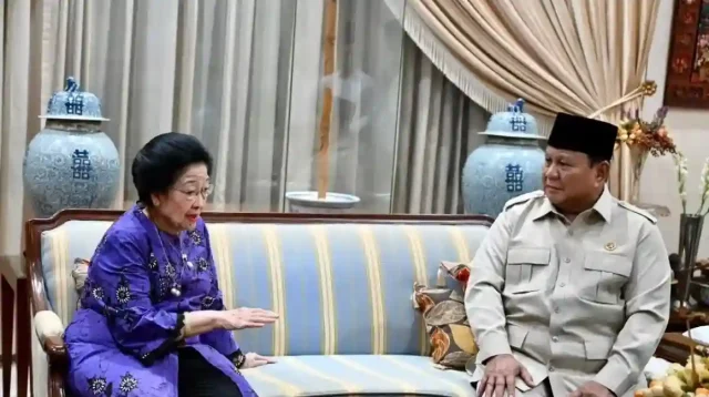 Duka Kehilangan Guruh Soekarnoputra: Kunjungan Prabowo ke Megawati
