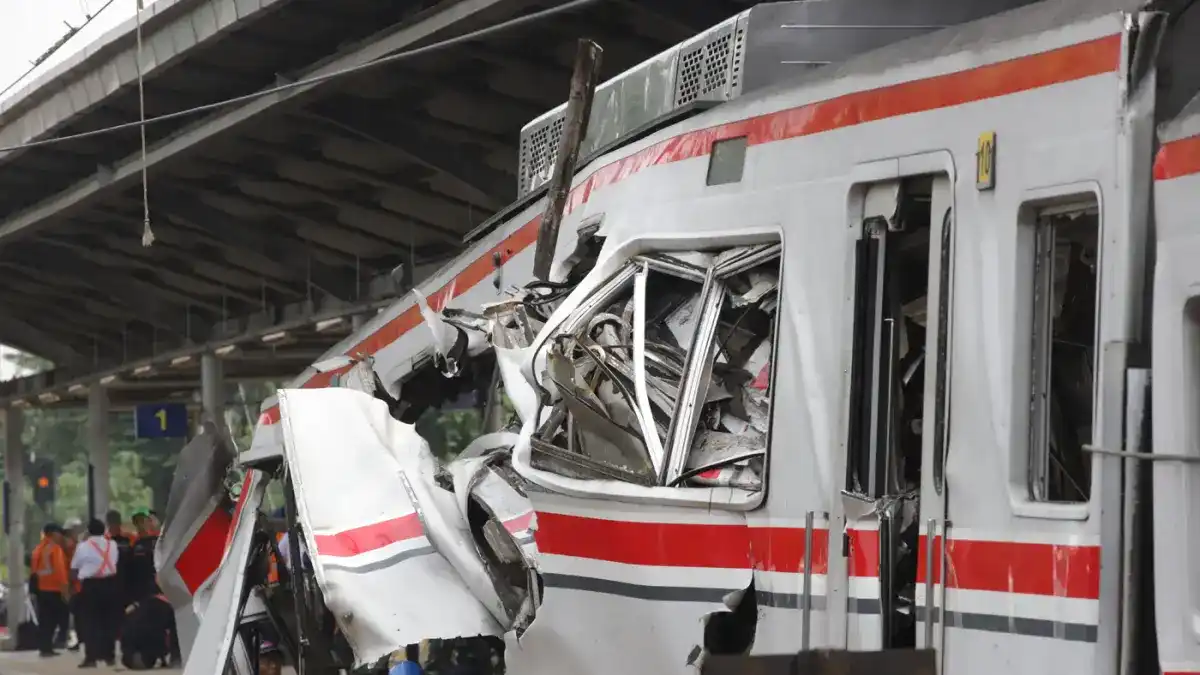 Evaluasi Kecelakaan Kereta: Masinis Argo Bromo Anggrek Tersangka