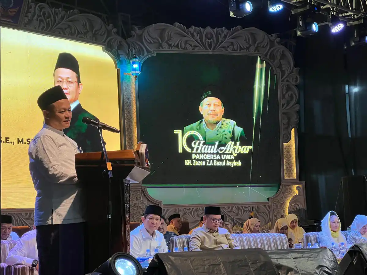 Menggali Jejak Karier Muhammad Sarmuji sebagai Menteri Perindustrian