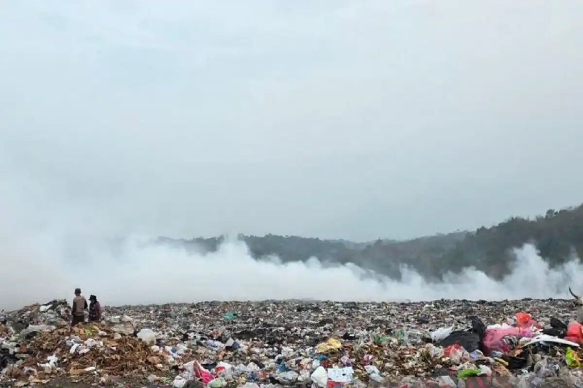 Dampak Asap Kebakaran TPA Jatibarang terhadap Kualitas Udara Semarang
