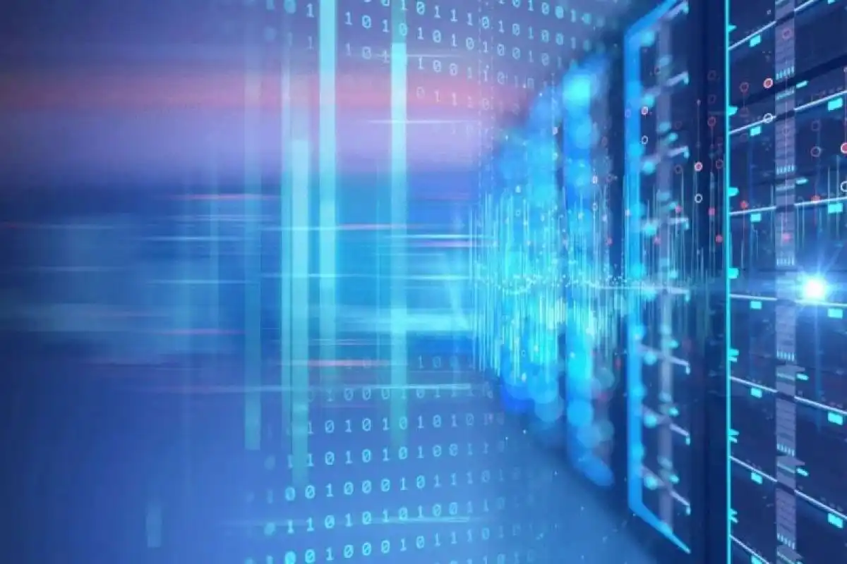 IESR Dorong Aturan Ketat untuk Menjaga Efisiensi dan Keberlanjutan Pusat Data di Indonesia