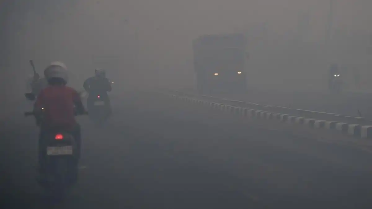 Kabut Asap Palembang Diduga Berkaitan dengan Meninggalnya Pengemudi Ojol