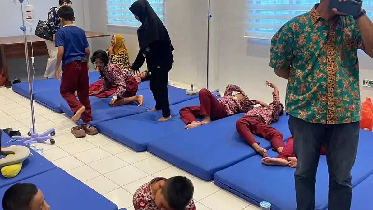 Belasan Siswa SD Negeri 060870 Medan Dirawat Usai Menyantap Sajian MBG