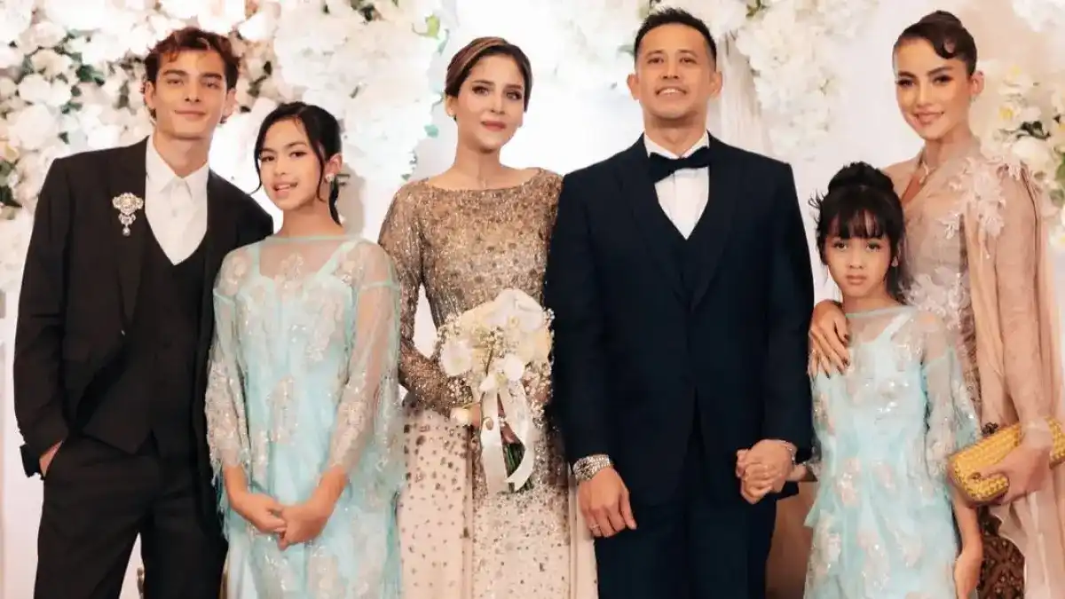 Aufar Miliki Istri Cantik, Olla Ramlan: Dijaga Baik-baik, Awas Kau! Aufar Miliki Istri Cantik, Olla Ramlan: Dijaga Baik-baik, Awas Kau!