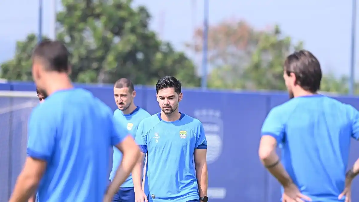 Persib Bandung Dituntut Menjaga Konsistensi saat Menjamu The Cong-Viettel