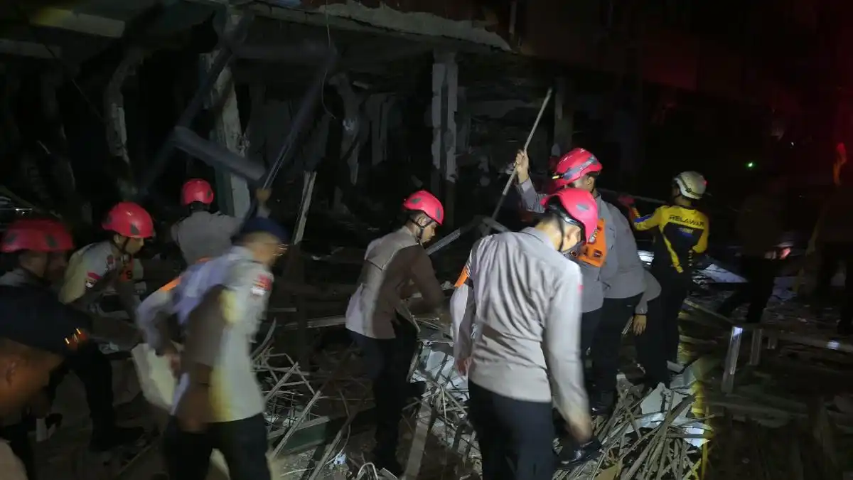 Ledakan di Pertokoan Pasar Cimanggis Ditangani, Dugaan Tabung Elpiji Masih Diselidiki