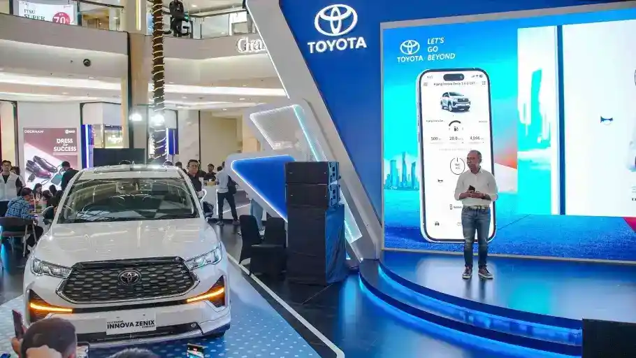 Innova Zenix Hybrid Kini Terhubung lewat T Intouch with Toyota Remote