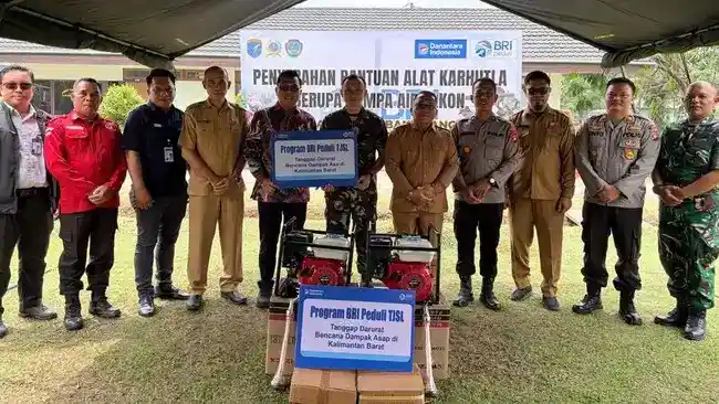 BRI Peduli Salurkan 270 Pompa Air untuk Penanganan Karhutla di Kalimantan Barat BRI Peduli Salurkan 270 Pompa Air untuk Penanganan Karhutla di Kalimantan Barat